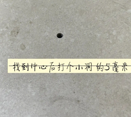 高阳瓷砖空鼓维修公司专业解答在瓷砖铺贴过程中，如果砂料搅拌不均匀，将会带来以下问题
